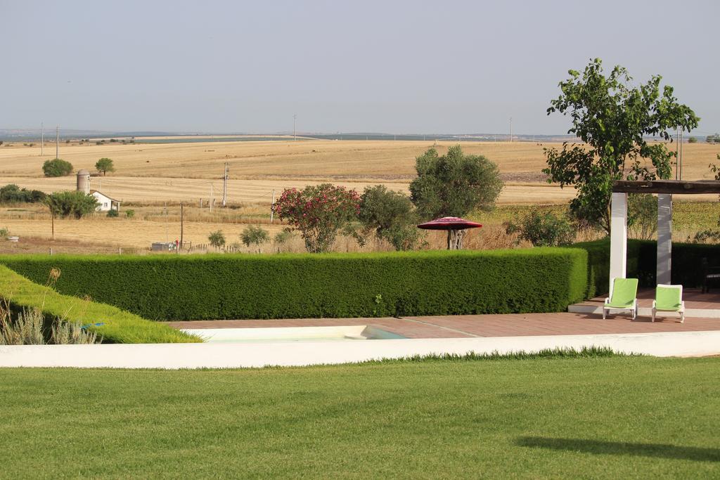 Monte Da Morena Agro-Turismo Serpa Buitenkant foto